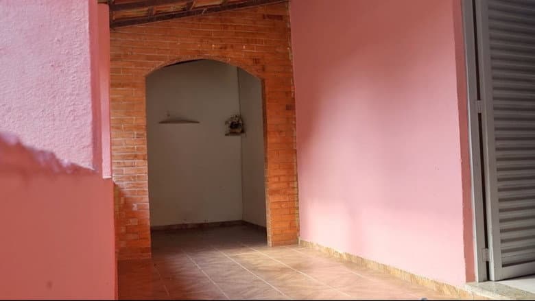 Crônica de uma casa vazia